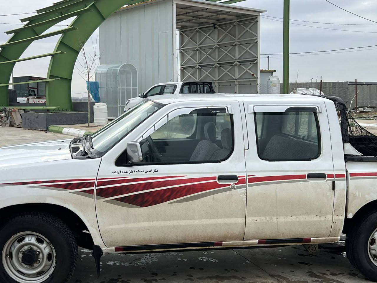 نیسان پیکاپ مۆدیل2001  تەبردوباوەڕ  لەسەرسویج  سەیارکە کئڕو مەکینە بەشەرت  پئ دە عمو لئ دراوای   سەیارکە  ماڵی دۆستە 3ساڵە لای خۆمە   شوئن پیرمەکرون..ژم    ***********. ئاسیا ***********
