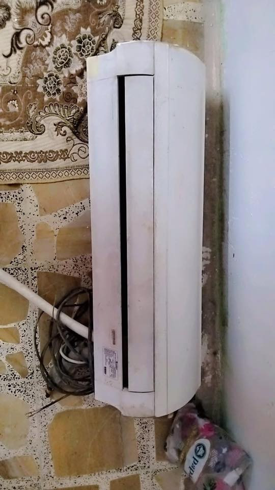 السلام عليكم سبلت طن ونص مستخدم موسم واحد فقط للبيع ب٤٥٠ وبي  مجال قليل مكاني الزعفرانيه                 ***********
