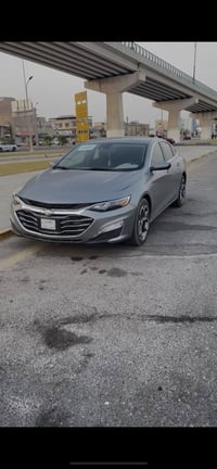 ماليبو 2025 حره بدون رقم فول ماعده تنته  ماشيه بس 15الف السعر 130 وبيه...