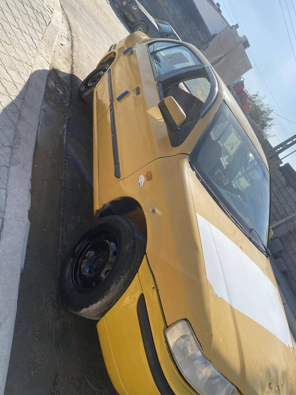 السلام عليكم سمند 2010سنويتها مامنتهيه رقم بصره مكينه وكير جدد خير من الله وراعيها بالبصره بس ماواصله أبيع هيج اتفل حلال وحرام والسرقه وهذا رقمي ***********
