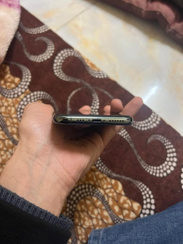 ١١برو فقط الصغير  نظافه ٩٥٪بطاريه٩٠ بلادي شرط :ذاكره ٢٥٦  يرهم مرواس و بيع سعره ٣٥٠ غفل المكان بيجي

رقم الهاتف/***********
