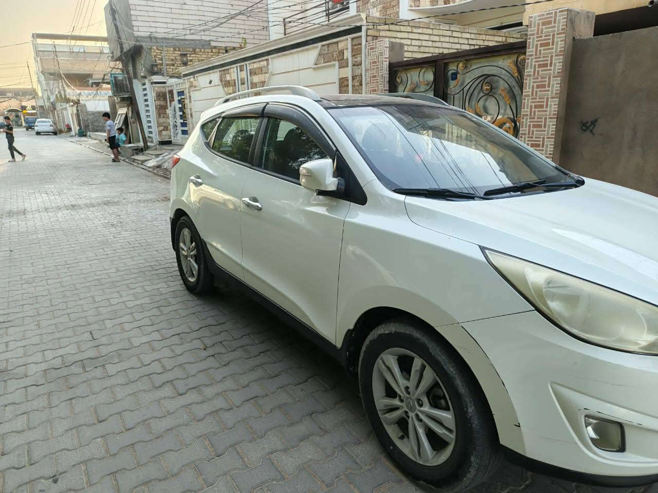 السلام عليكم توسان 2011مكفوله كفاله عمه مكاني نجف السعر 145وبيها مجال *********** النجف, العراق
