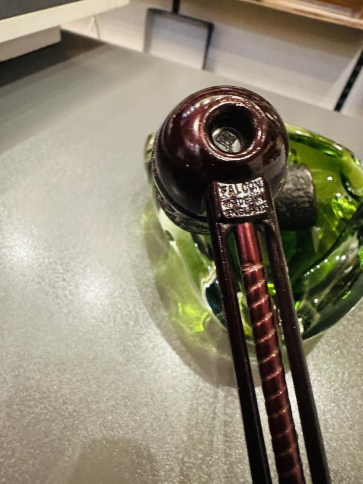 2 بايب انكليزي نظافه تامة مع نفاضة كرستال مورانو *********** واتساب المحل في السليمانية يوجد توصيل
