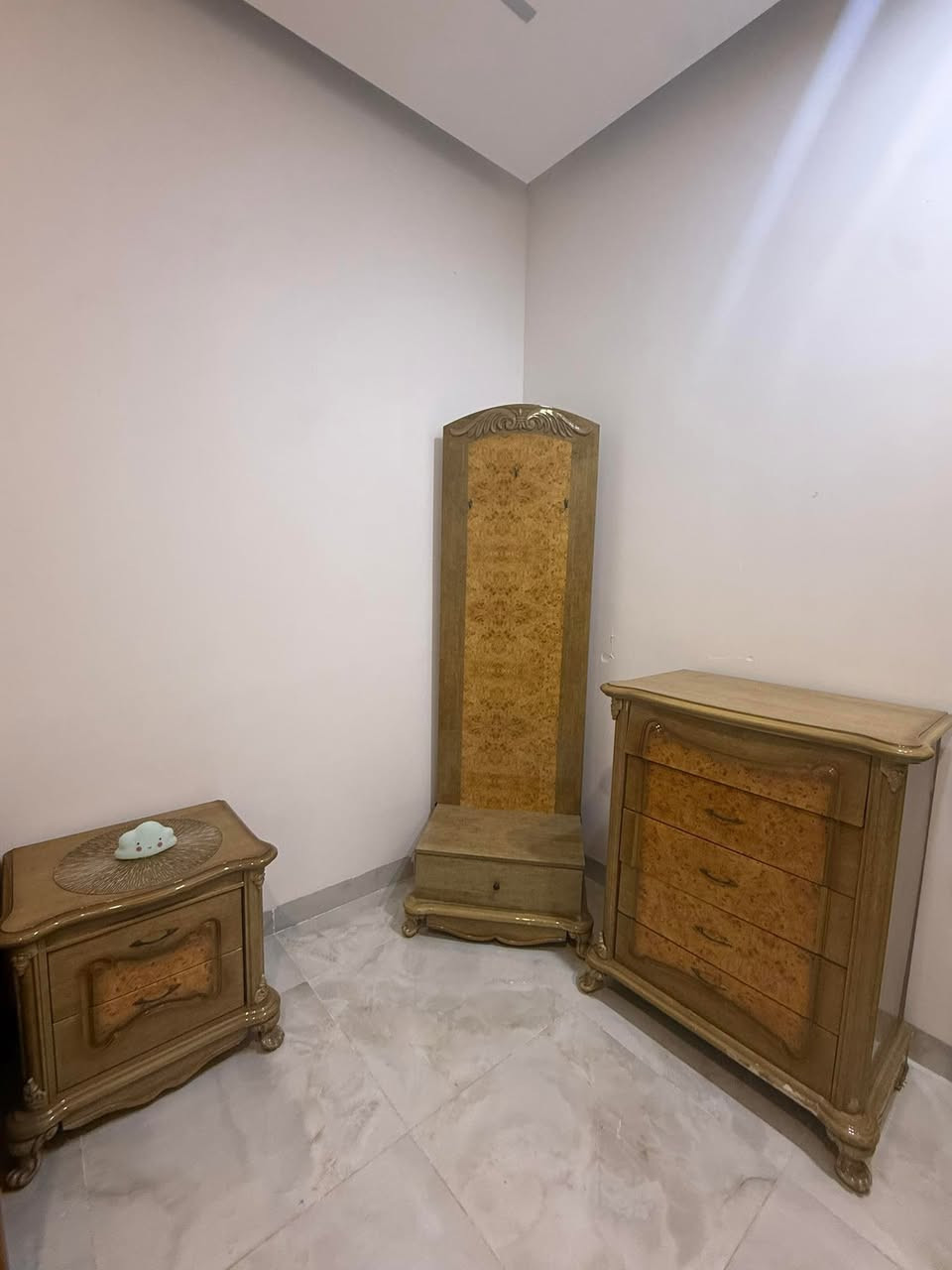 غرفة للبيع بدون تخت


**إذا كنت صاحب هذا الإعلان وتريد حذفه لأي سبب، رجاءا أرسل رسالة إلى الدعم الفني**