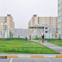 شقة • ١٠٠م • ارضي مصرف الرشيد