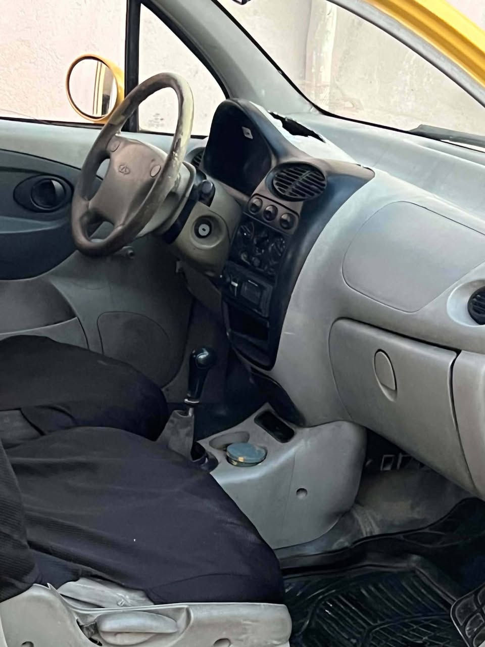 السلام عليكم  كوكو موديل 12 بدون ضرر بدون صبغ دوير ودوسات ممصلحه شرط سياره محركه قبل سبوع معمره ريمن رقم نينوئ الماني عليه هيه 25 وغرامات 100 ابيع الهيه وغرامت عل مشتري شرط التحويل بيه كربون ورقي بس وكف سعره 25 وبيه مجال لا ترسل عل حساب هذه رقم. صحبه وخبر عليه ***********
