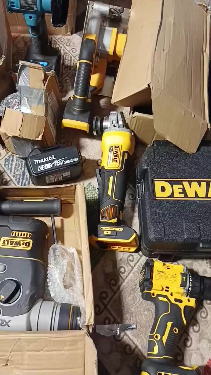 عدد يدويه تابع الفديو كلشي واضح اكتب شنو محتاج يجيك السعر


**إذا كنت صاحب هذا الإعلان وتريد حذفه لأي سبب، رجاءا أرسل رسالة إلى الدعم الفني**