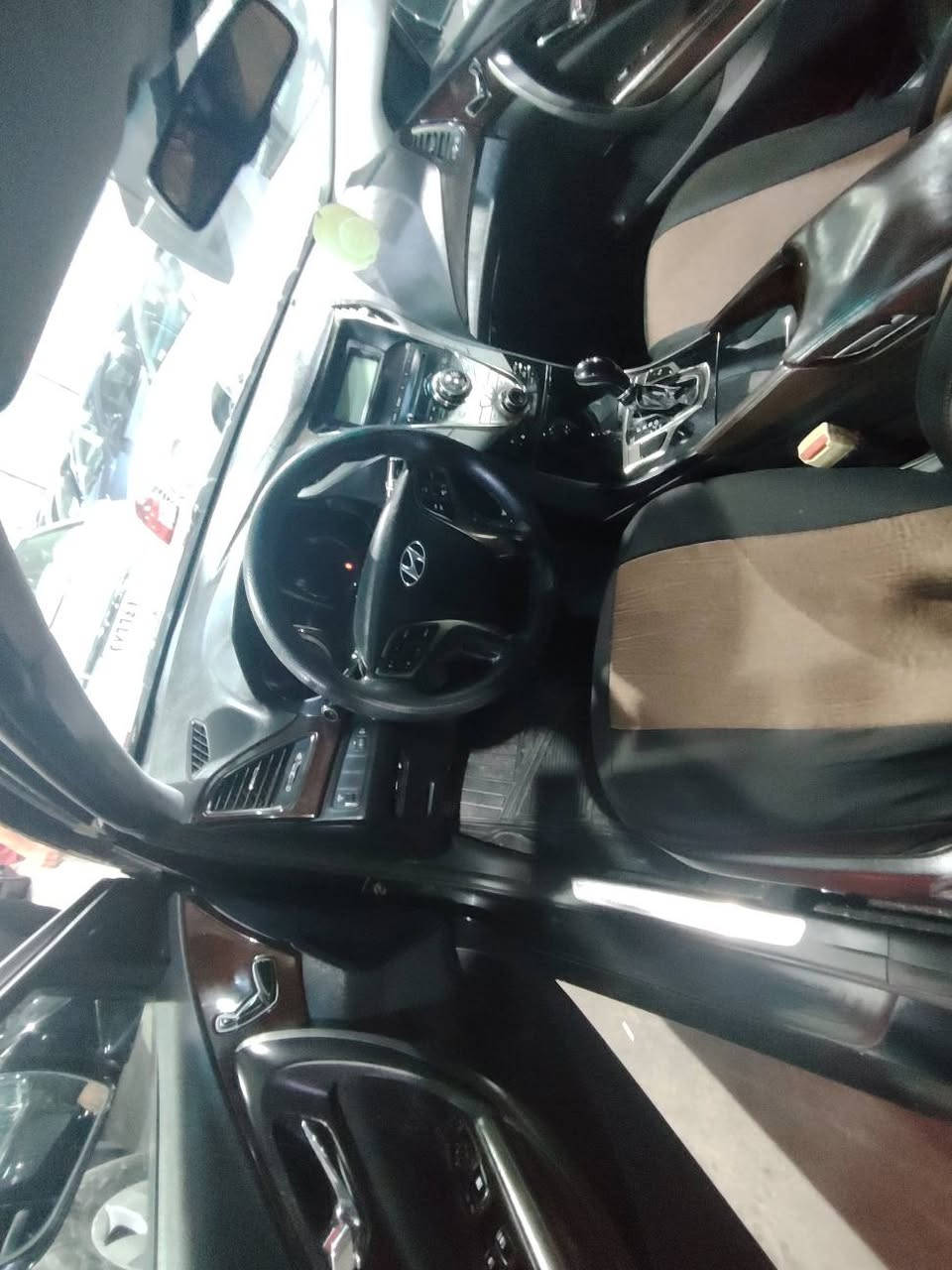 هونداازیره خلیجی
مودیل 2012
سیارابدون سبوغه 
مواصفات نوص مواصفات 
لامعرک لاکیرمامفتوع
ماشه 170کیلومه تر
سنوی رقم کولو جدید 
مکان اربیل سعر  112$شویه بی مجال
۰۷٥۰۱٤۰٤۷٤۷واتساب أربيل, العراق


**إذا كنت صاحب هذا الإعلان وتريد حذفه لأي سبب، رجاءا أرسل رسالة إلى الدعم الفني**