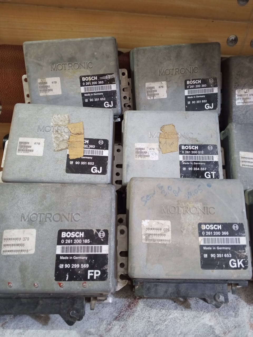 للبيع 
عقل اوميكا كله حاويه السعر مفرد ع  15 والي يريد جمله ع 10 الف 
مكاني نجف توصيل موجود ***********
