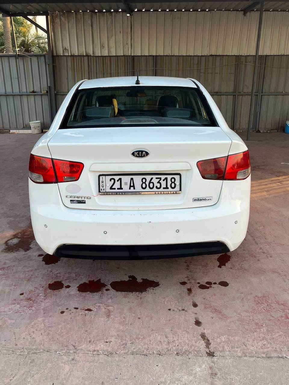 سيراتو 2011 نظيفة رقم سليمانية 

***********

 گير ومكينة وصدر جديد  
النوع: كيا سيراتو (Kia Cerato)
الموديل: 2011
• المشي: 208,000 كيلومتر.
• الحالة الميكانيكية: المكينة، الگير، الصدر والتـايرات كلهن جـديـدات. السيارة جاهزة .
الصبغ:
السيارة بيها بس 3 قطع صبغ (تجميلي):
1. ربع باب السايق.
2. جاملغ خلفي جهة السايق.
3. نص الباب اللي ورا السايق.

ملاحظة: الشاصي والدواخل مكفولات.

 95  وبيه مجال بسيط جداً للجادين فقط.
للاستفسار أو المعاينة: [***********]
المكان: [بغداد ، المدائن ، جسر ديالى القديم]

***********

#كيا #سيراتو #للبيع #سيارات_العراق #Cerato بغداد, العراق
