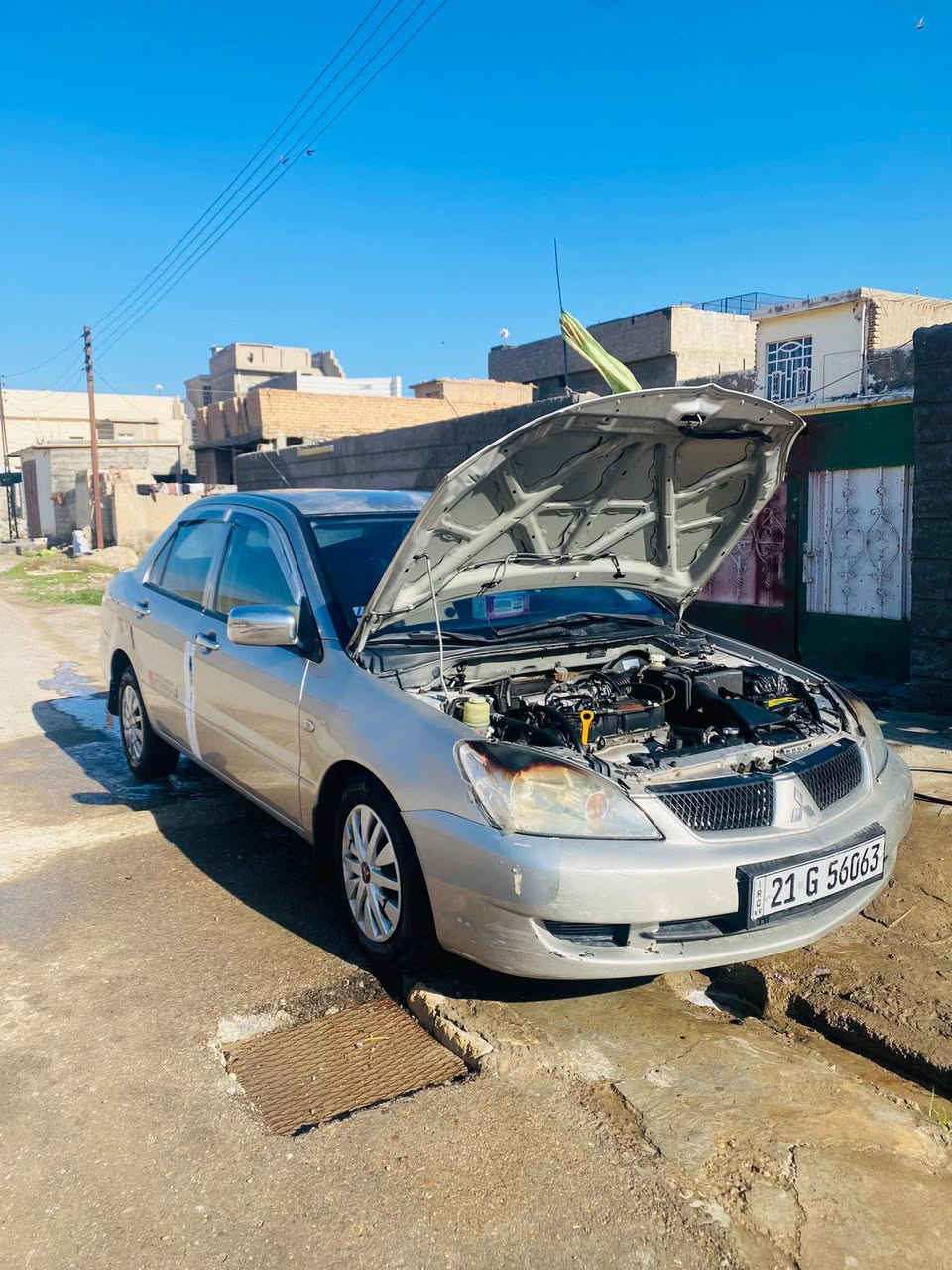 يا الله سلام عليكم اخوان سيارة لانسر موديل 2009 رقم سليمانية الجديد بيها صبغ احزام  كير والمحرك كفالة تدفئة تبريد شغال كهربائيات كاملة السعر 77 وبيها مجال للشراي للاستفسار ***********
