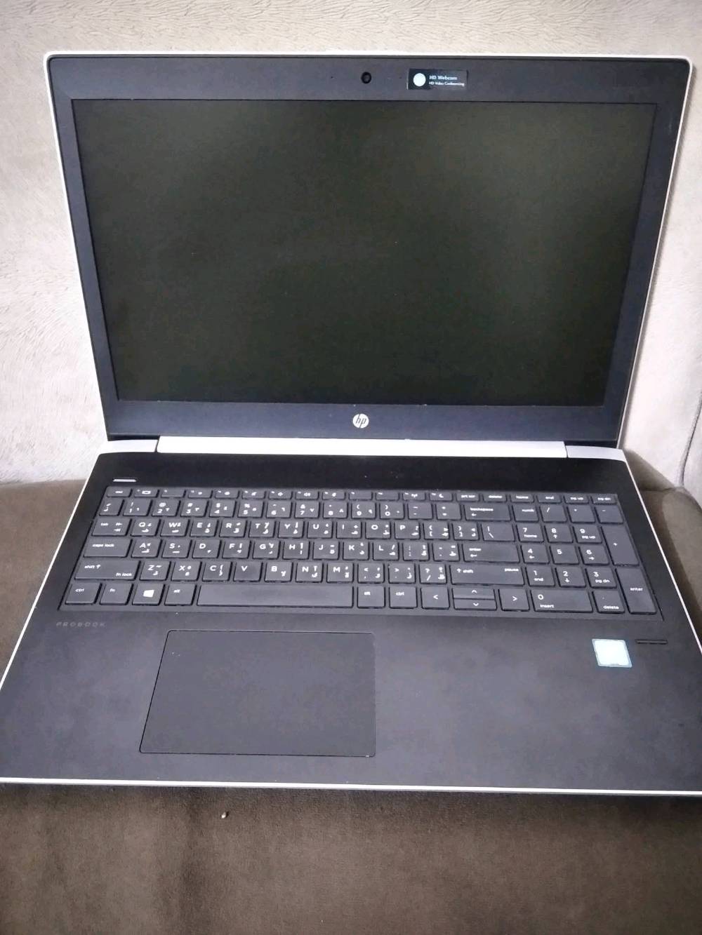 للبيع لابتوب hp معالج كور اي 5 جيل ثامن قياس 15.6 
رام 16 هارد 256 SSD 
كرت شاشة داخلي 4 غيغا 
بعده شبه جديد بطارية من ساعتين لل 3 ساعات تشغيل سعره 280 الف8
المكان بغداد - المنصور