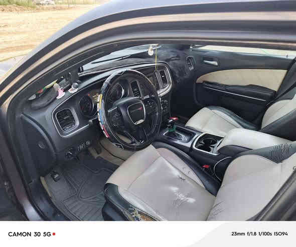 السلام عليكم جارجر 2015 اصل  بااسمي رقم ميسان حادث تبديل جاملق امامي فقط مكفوله من صبغ وضربه سعر168 مكاني ناصريه قلعه سكر واي استفسار اتصل وانه خادم ***********
