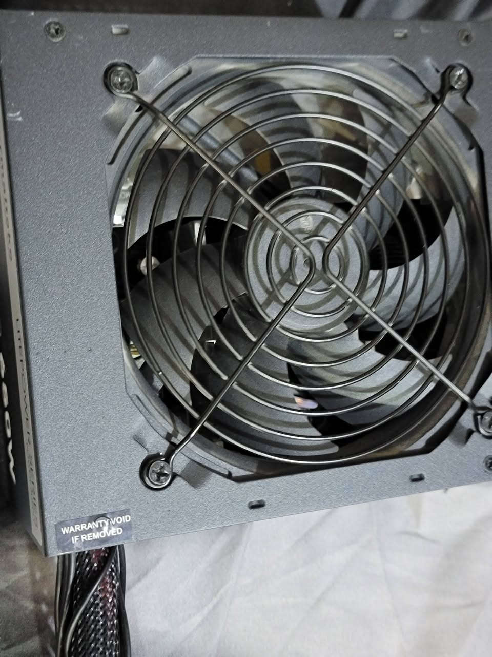 السلام عليكم شباب
باور سبلاي 
Psu 650w thermaltake 80+ bronze lite power 
مستخدم للبيع بسعر ٦٠ الف وبية مجال متوفر توصيل مكاني بغداد للتواصل واتساب ***********
