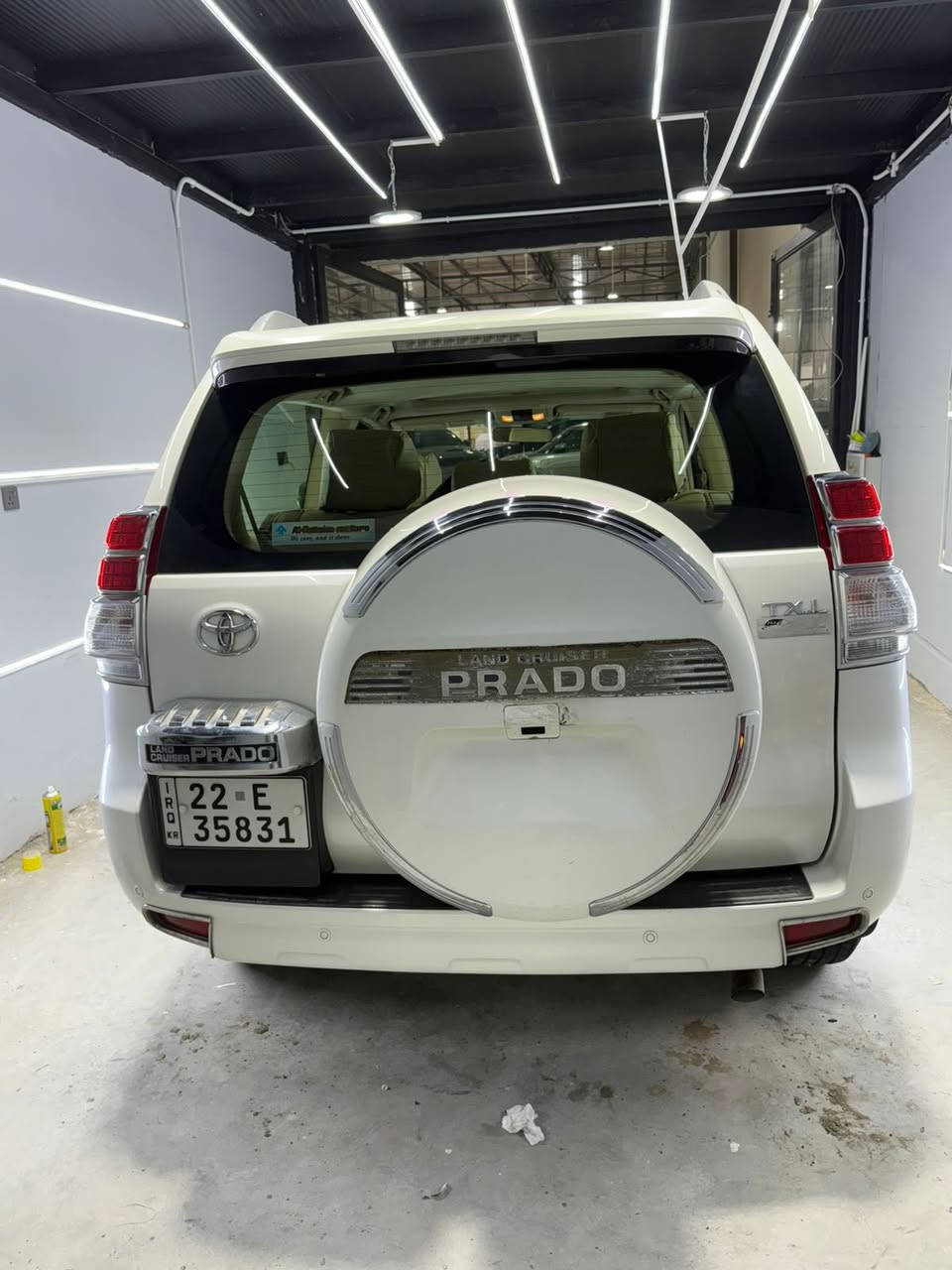 يالله
للبيع تويوتا برادو تك باب موديل 2011 رقم اربيل بسمي 
محرك ٤ سلندر 2700 
السيارة جاهزة بدون اي نقص الحمدلله 
فقط جاملغ خاف السائق صبغ 
للبيع فقط السعر 19,500 $ 
الاتصال على الرقم *********** 
وبالخدمة
