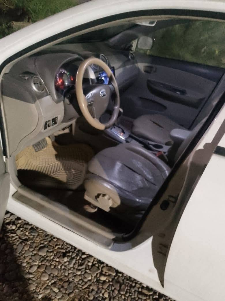 سلام عليكم سياره للبيع بي وايدي مديل 2013  رقم قادسيه راعيه موجود بالدوانيه سياره بلاديه مكينه وكير جدد سعر 27وبيه مجال العنوان بغداد استفسار 0783 513 1278 انا مكلف بنشر
