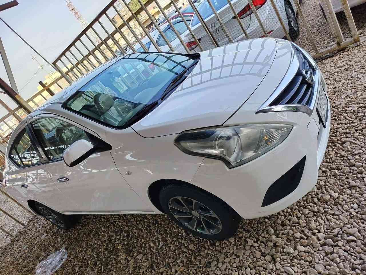 السلام عليكم نيسان صني هندي موديل 2019 رقم بغداد مكفولة ماعده رب الجاملغ الخلفي صبغ السعر 107 وبيه مجال قليل مكاني بابل ***********//***********
