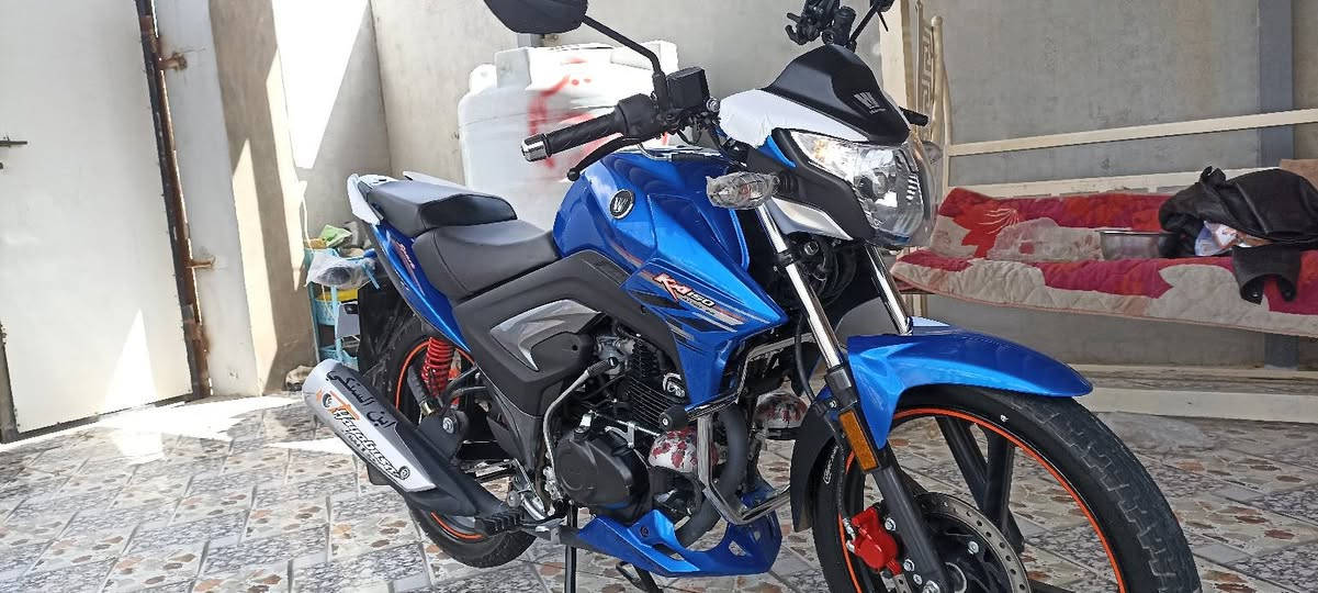 سلام عليكم 
هوجي 2023 مشدود قبل شهر
 مو مسجل فقط كمرك 
ماشي 1800حقيقي 💯
جلخ ما بي لون جويتي
السعر 16 ونص وبي مجال
الرقم *********** بي واتساب
