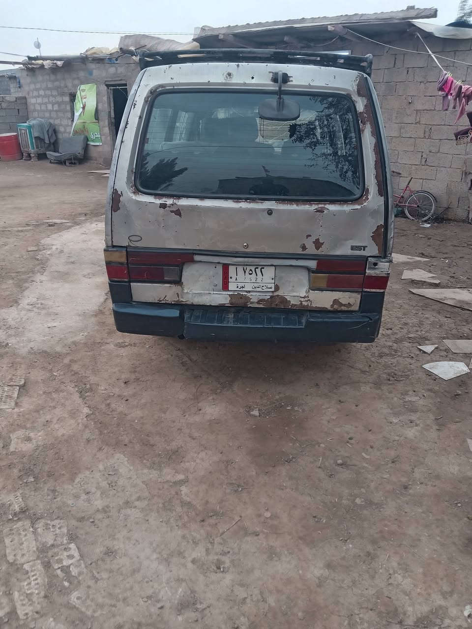 السلام عليكم كيه بسته مديل 93مشروع وطني سنويه لل27تحويل ثاني يوم محرك بي بخار قليل شواصي ما بيهن شي نضيفات تخم تاير كير اكسن خير من الله للاستفسار الاتصال على الرقم *********** للبيع او مراوس
