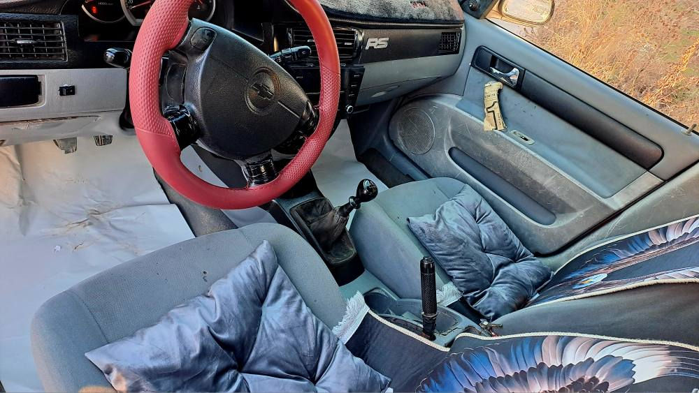 بسم اللە ماشاللە 
ئۆپـتڕا   ، 2005،،  ماڕۆنی
ئــاڕم پــلاســتـیــک  
***********ژ.م 
تەبرید ساردو گەرم ئیش دەکات
گێڕو  مەکینەی  بەشەرت 
سبوغ   حیزامە  بۆ  جوانی سەقفی بشەرت
دەعم و لێدراو و بڕاوەو وەرگەڕاو بەشەرت 
ئاڕم پلاستیک بەشەرتی ئەوەلیات و حاسیبە 
 تایەو ویل و  پاتری نوێیە 
دوو جام کارەبا  و کارەبایی بەشەرت كويسينجاك, أربيل
