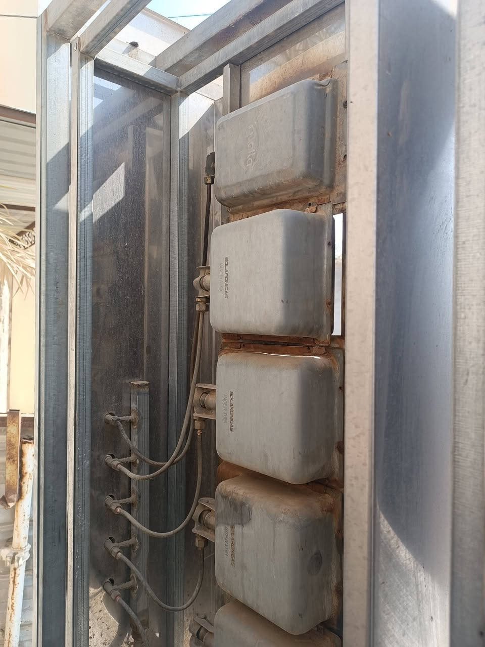 سلام عليكم شوايه خمس عيوان درجه اولى نضيفه الاستفسار على رقم ***********
