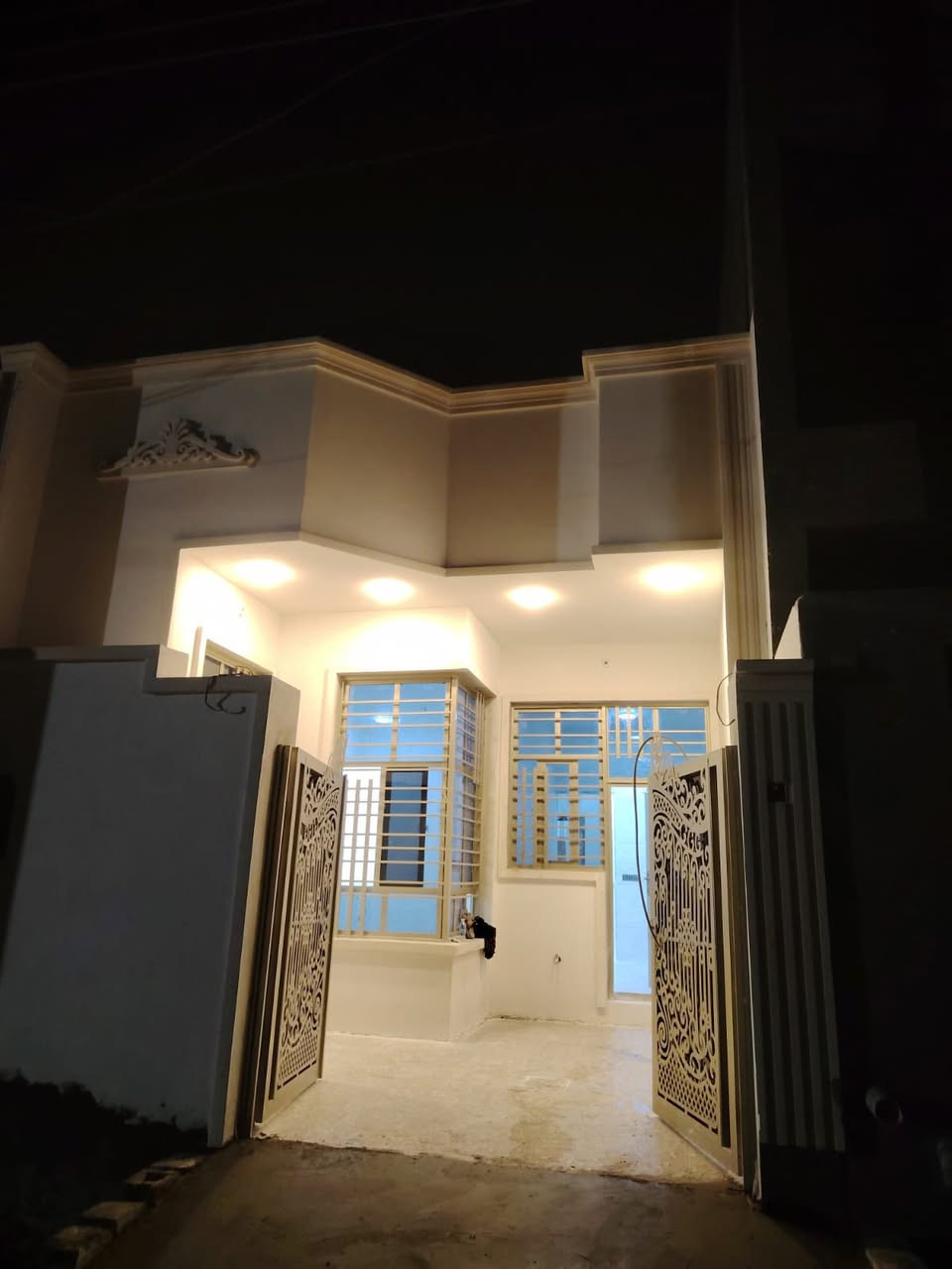 سلام عليكم مشتمل للبيع
طابق واحد مساح 125
وجه625
نزال20
رضيه كاشي
***********
***********
السعر 83
