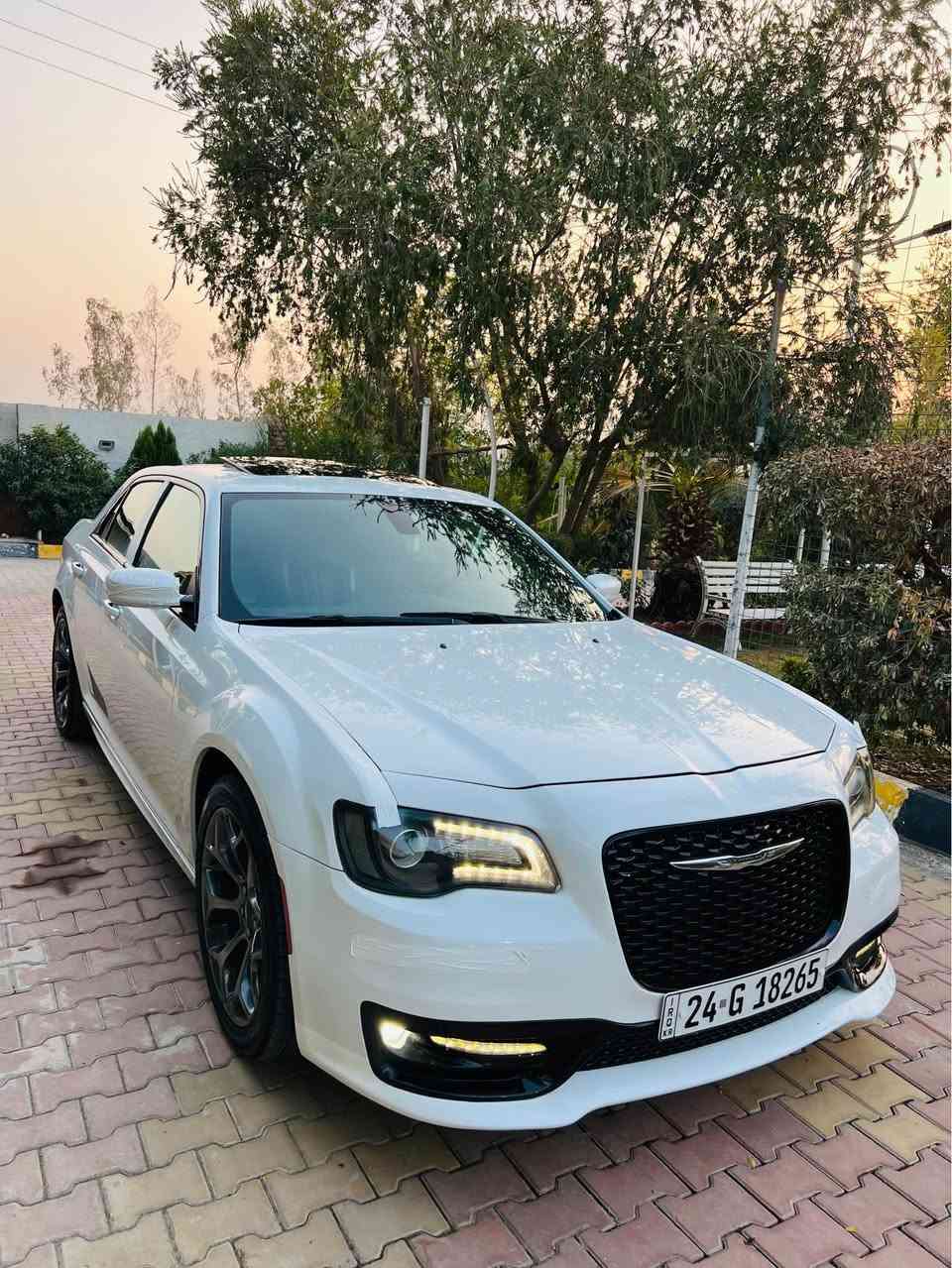 🇱🇷الامريكي
اوباما  S300   
موديل2018 فول مواصفات 
محرك v6 3600
السيارة جديدة بكل معني 
مواصفات 
بصمة
تشغيل عن بعد
كامره خلفي دوارة
كشن جلد
كشن كهربائي سائق
كشن كهربائي السكن
كشنات تدفئة 
ويل عنكبوت البلادي
كير استيرن
شاشه جبيرة 
بيه إصبعين صبغ فقط اثار شخط 
سعر 295 مجال بسيط 
 مكان سيارة كركوك *********** 
اوباما موديل 2018 
سيارةكةي زور خاوينه فول مواصفاتي S كركوك, العراق
