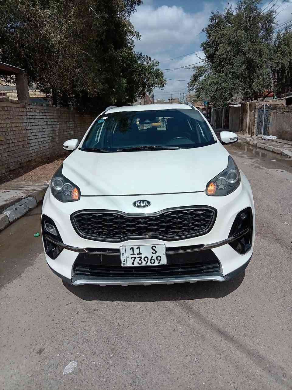 السلام عليكم سبورتج موديل 21جاهزةكيرمحرك بوضع الشركه تبريد ثلج بيهة صبغ جاملغ من أمريكا وبل عراق  موجود سونار يمك وشوف واني بخدمتك سياره تحكم سترير مري شفط محرك 2400المرغوب دوش خير من الله صدر امامي خلفي سياره بسمي تحويل مباشر هزة جديده رقم جديد الشتري فق بس يحول ميصرف عليهة ولاربع والتسهيل من الله بيهة هواي مواصفات بس والله ماعرف بيهة اني مو صاحب خبرة بيهة الي اعرف سياره خير من الله    الاتصل وتامر امر مكاني بغداد البياع تصال  ***********
***********
