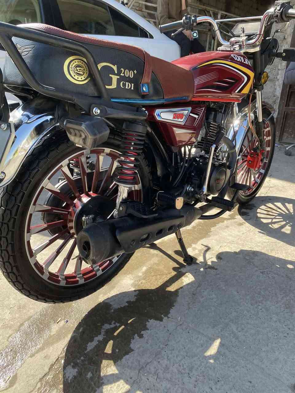 سيفان ٢٠٢٥ مكينه ٢٠٠  ضاغطه وزنجيل سونك الاصلي كفاله عامه   مكينه مكفوله من كلشي بعده جديده 
780 بيه مجال حك الجيه 
بعقوبه الوثبه 
***********
ال مو شراي ليراسل
