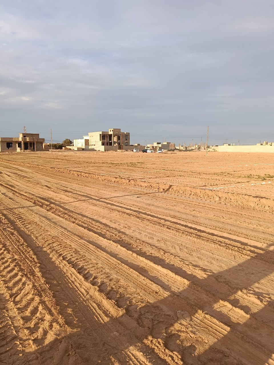 للبيع قطع مقابيل مطعم الشهامه
مباشرتآ
300م سعرها 8مليوه 
250م سعرها 7مليون 
واصل كافه خدمات 
ماء كهرباء تبليط
***********
***********
