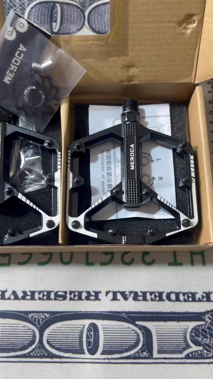 السلام عليكم غراض باسكل للبيع اعله سعر ابيع ***********
