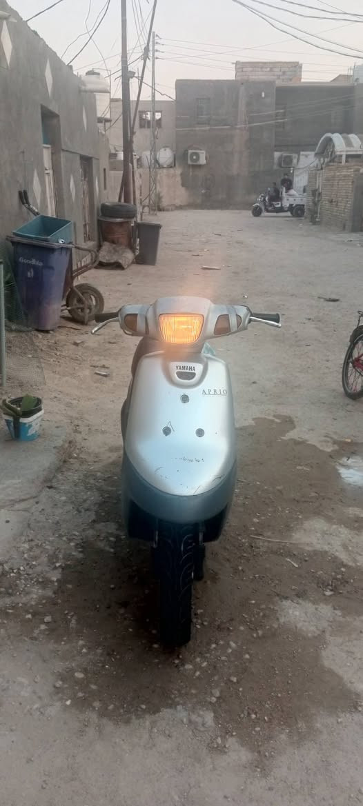 دراجه بتره للبيع خطين لستفسار اتصل ع رقم *********** سعر 350 وبيه مجال
