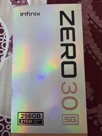 انفنكس زيرو 30 • كاميرا ١٠٨ • ذاكرة ٢٥٦