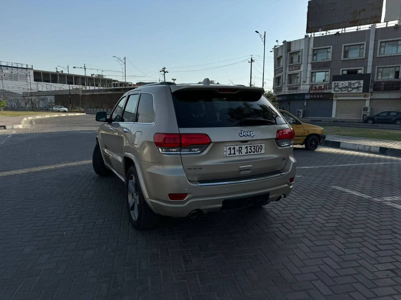 السلام عليكم
جيب موديل ١٤ اوفر لاند فوول للبيع او للمراوس باقل السعر ١٨٥ وبيها مجال للاستفسار اكثر الاتصال *********** تفاصل والحادث بالصور
