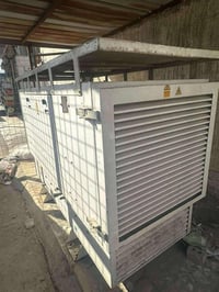 مولد من شركة بيرطانيه30kv مستعمل قليل كلش ومتوكة صار فتره كاتم نضيفه ح...