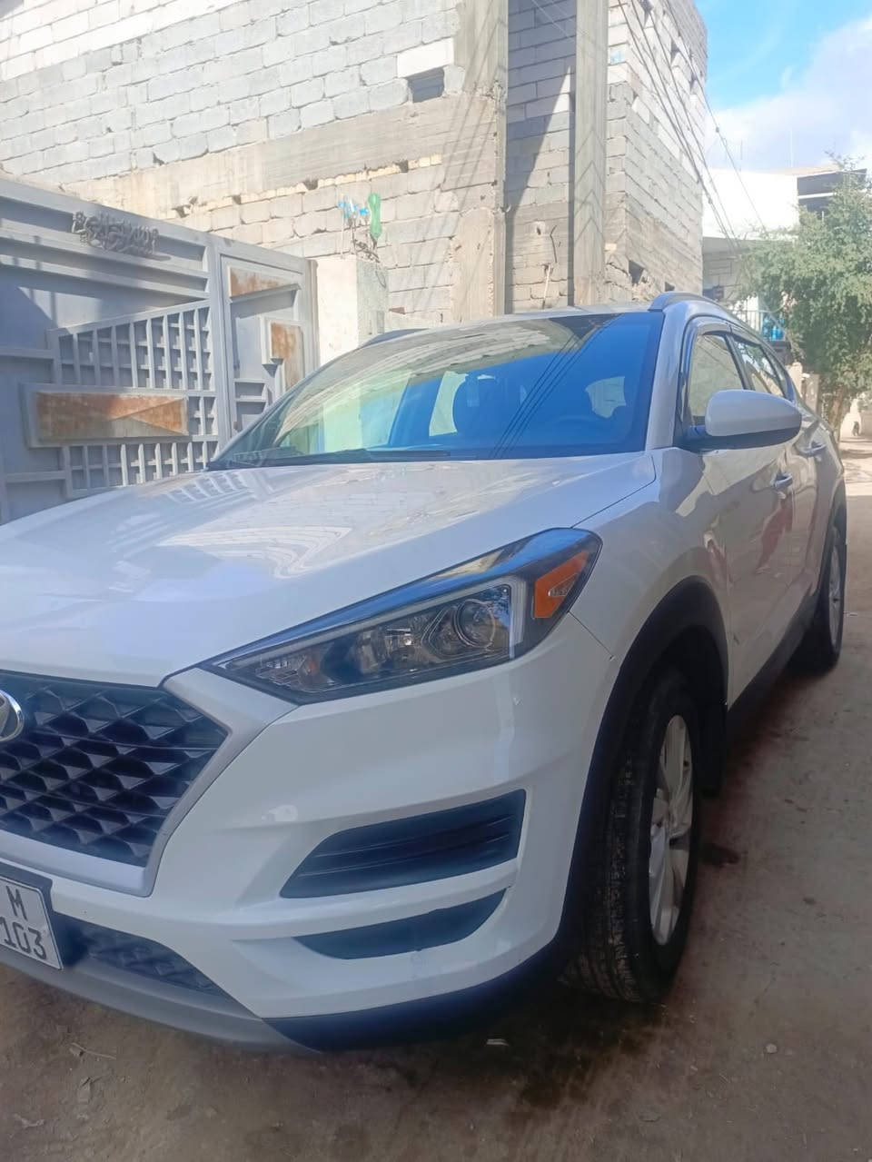 هيونداي توسان أمريكي داخله كلين للعراق وهنا وكع ع بنيد مالتها فقط البنيد تضرر بسيط / موديل 2021 المواصفات العامة محرك  المسافة المقطوعة 53 ألف  شرط نضافه فول سيرفس كامل بالشركة السيارة كفالة عامة كير ومكينة حدادية كهربائيات كاملة بشرط سيارة نظافة عالية جداً
المواصفات التفصيلي
كرسي السائق كهربائي
حساسات360 درجة
شفتات ستيرن
شحن موبايل
نظام صوتي
إضاءة LED أمامي وخلفي
حساسات أمامية وخلفية
مرايا كهربائية مع طي أوتوماتيك وترحيب
صاجات بلاك
تحكم من الستيرن
منفذ 220 فولت
مانع انزلاق
عدسات إضاءة
خروج عن المسار
فتحات تبريد خلفية
هاند بريك بصمة
تبريد مركزي منفصل
مانع انحدار
مراية عاكسة
لايتات كهربائية
زينون عالي 
شاشة نظام القيادة
كروم خارجي كامل
دبل LED
نظام تحذير خط الطريق
السعر 185

أغراض الشركة كاملة
سبير وكتلوك موجودة
مكان السيارة / كربلاء
رقم صاحب السيارة  
***********
