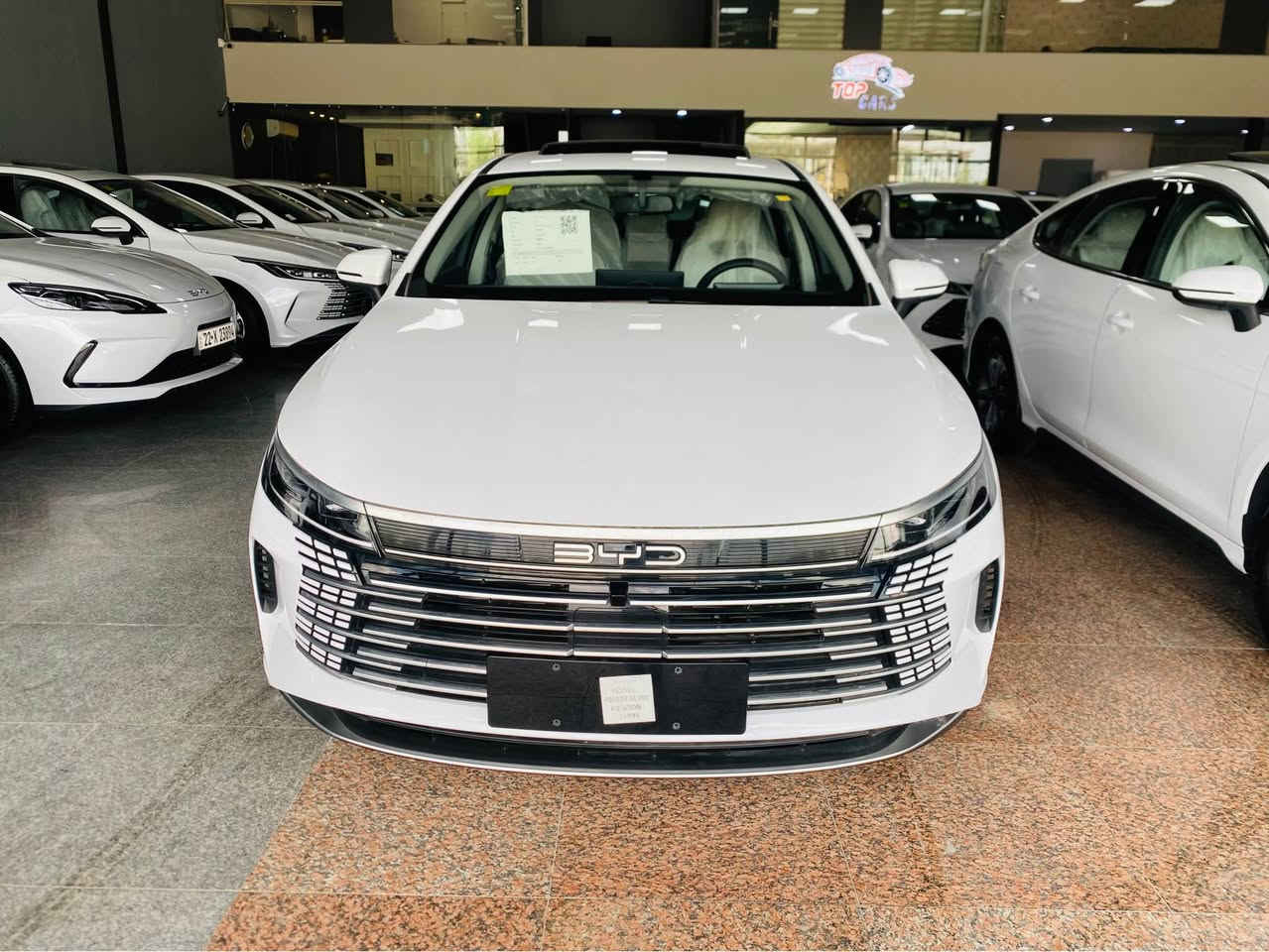 بي واي دي BYD Destroyer 2025 
صفر كم فول مواصفات سلايت.
شاشە گەورە.شاشةوكاميرا ویل کڕۆم.
تحديد سورعه.پشت و پێش لید ڤۆلیۆم.
مۆبایل  ***********
مکان أربيل . معرض تۆپ کارس أربيل, العراق
