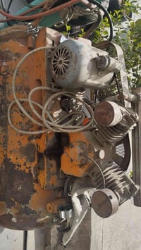 كمبريسر • ٢٥٠ لتر • شغال