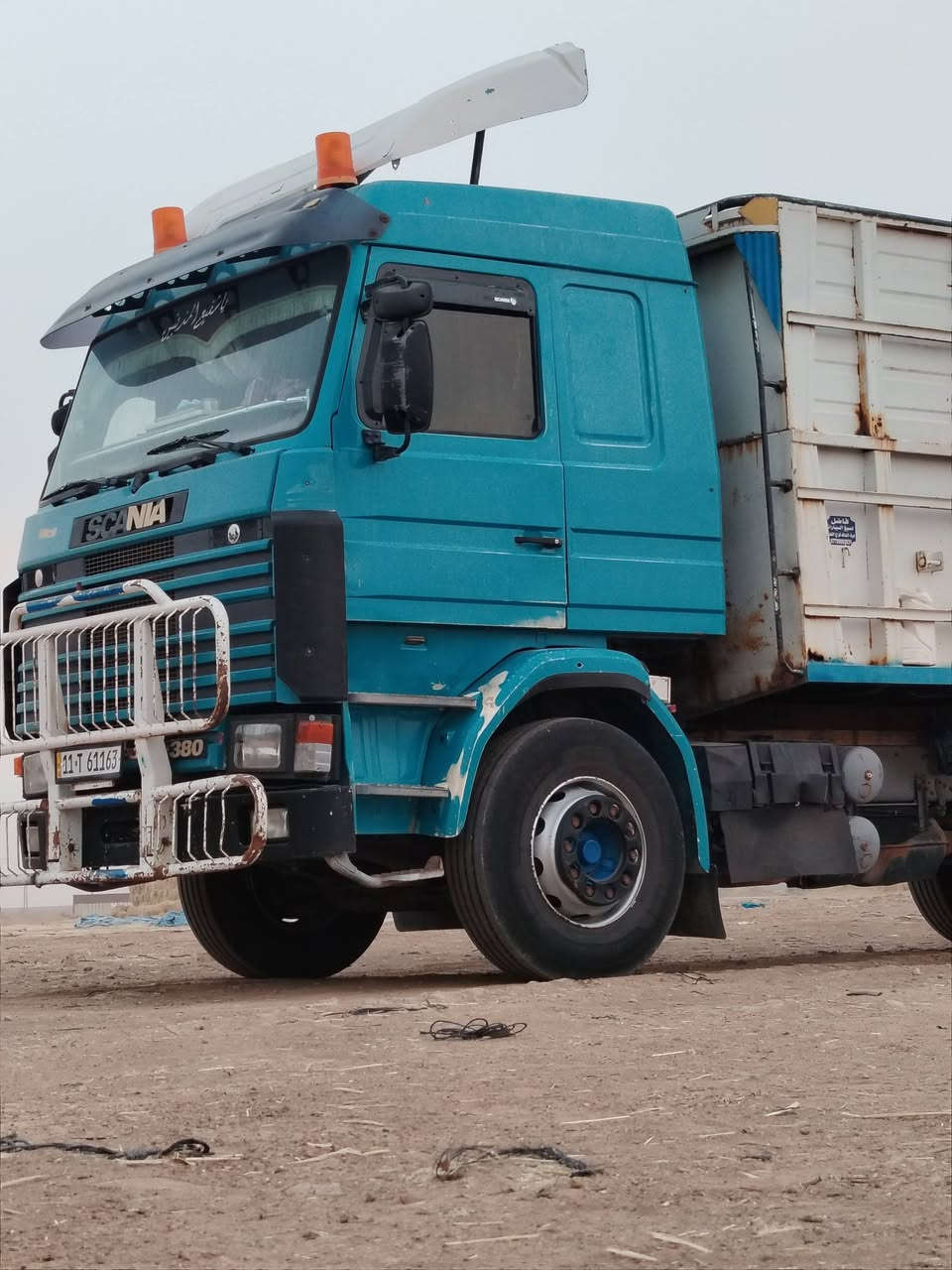 سلام عليكم سكانيا سنكل عضلة شاصي بلادي قطرة صبغ مابي 10 باج بطن بلادي طول بدي 7و ربع  اكسل جي اف مال بومة كير 3×3 مكينة 113 بم كهربائي سياره جاهزة تخم تاير رقم بغداد انكليزي تحويل ثاني يوم موديل 95 قمارة اسرائيلية بلادي السعر 255 والاستفسار اكثر اتصل ***********❤*********** ❤ المكان ديالى بلد روز  رجائن الموشراي لا يخابر
