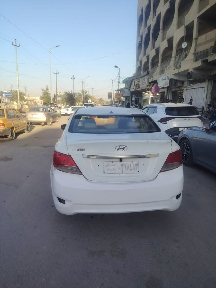 سلام عليكم للبيع اكسنت موديل ٢٠١٢ السياره بيها تجيه صفحه والباقي مكفول مكانها ديوانيه شاميه ناحيه الصلاحيه ***********

