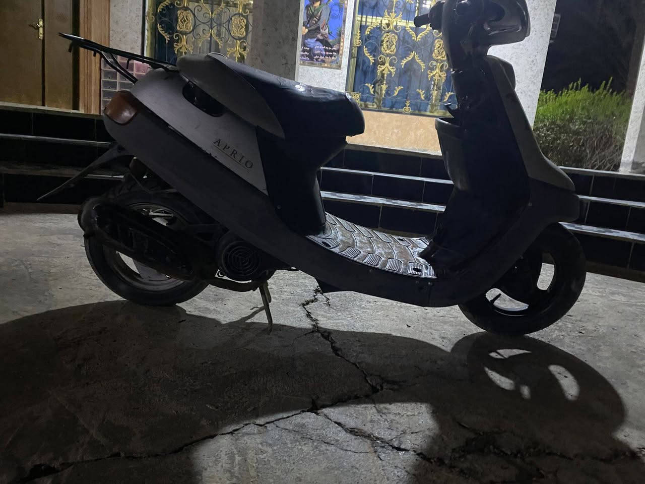 السلام عليكم دراجه للبيع شغاله نظيفه السعر160المكان كربلاء الحسينيه  ***********
