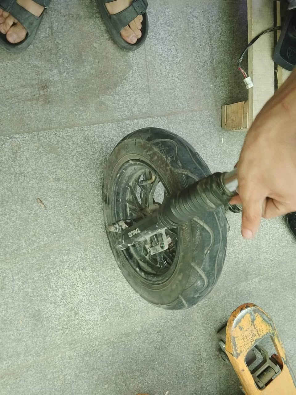 للبيع دراجة شحن الريان الكهربائية

📍 الموقع: بغداد

الدراجة كلشي بيها شغال وما بيها أي عطل كهربائي أو ميكانيكي.

الملاحظة:

* الشاصي معوج والماشة معوجة، وتحتاج تصليح.

باقي القطع كاملة وسليمة.

💰 السعر: قابل للتفاوض

📞 للتواصل: ***********
