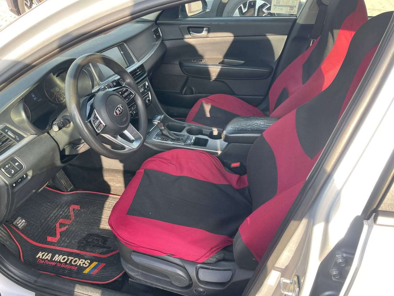 سلام عليكم
للبيع سيارة اوبتما 2019 وارد امريكي رقم ألانبار بـ اسمي تحويل ثاني يوم 

حادث ٣ قطع وبارد 

فقط 

موصفات: 

1شاشه كبير لمس ✅

2كامره دواره ✅

3تحكم جهتين ✅

4 مثبت سرعه ✅

5تحديد مسار✅

6مانع نزلاق ✅

7راذار جانبي ✅

8 حساسات خلفي+ جانبي+امامي ✅

9 3 أنظمة قياده+EXO+SPORT+COMFORT✅

10شاحن USB✅

11منفذ AUX 

12شاير مري ✅

مكينه+✅ وكير+حداديه=كفاله تخم تاير جديد  حساس اطار   

حجم محرك2400 GDi

السيارة مال عائله تاخذه ما تصرف اي شي عليها 

العنوان : الرمادي 📍

سعر 125 وبي مجال قليل

الاستفسار :*********** .
