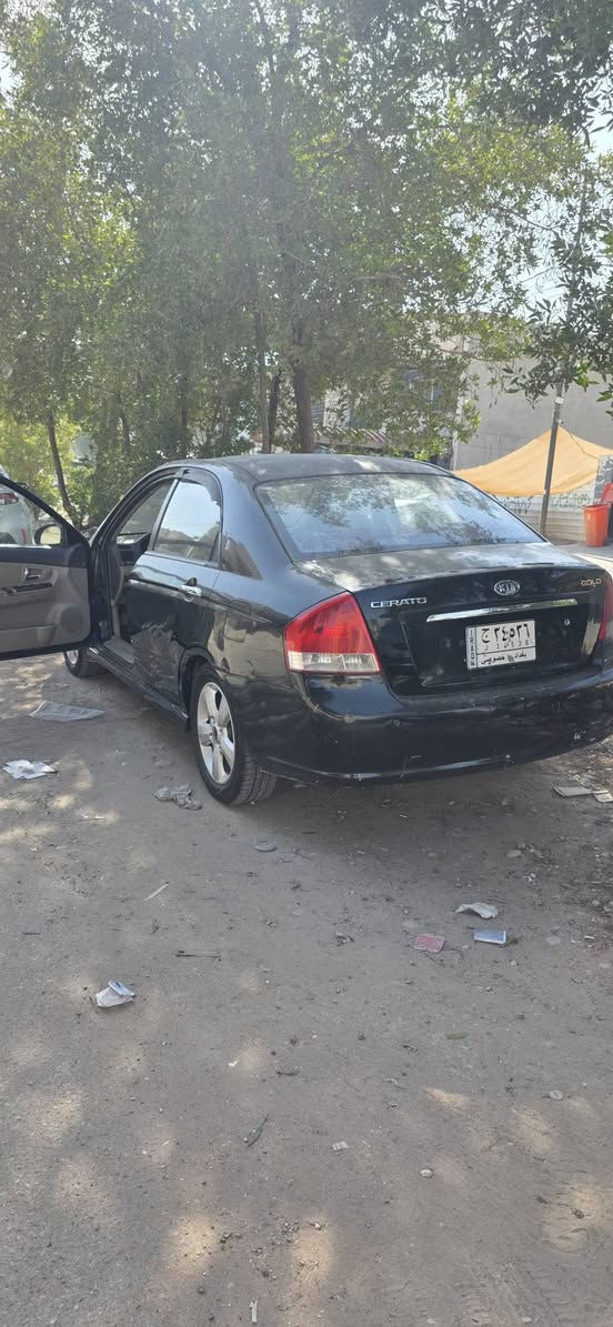 للبيع سيراتو موديل ٢٠٠٧ 
فول مواصفات خليجي بيها فقط الجاملغ الخلفي شويه صبغ 
محرك ١٦٠٠ 
سياره نضيفه 
السعر ٧٣ وبيها مجال بسيط 
***********
