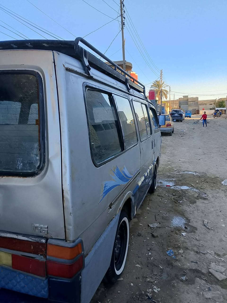 اسلام عليكم   سياره كيه موديل 93 كير مكينه شواصي مكفولات كاعيه تعمير جديد صارلي 10 ايام من كملتها سنويه نهاية ال 27 وصل خط وبحث سياره مصفره رقم نجف سياره عايزها بس صبغ حجل واني مكلف بالنشر هذا رقم راعيها وخابر ودلل ***********
