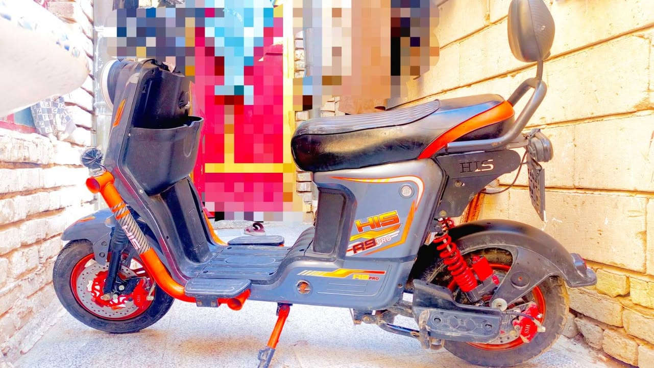 للبيع دراجة شحن/ست باتريات دبل لايت اربع نمر سرعة99 ماماشيه هواي شاشه دجتال مكفولة للاستفسار الاتصال على الرقم ***********.الناصرية مركز المدينة. مكلف بالنشر
