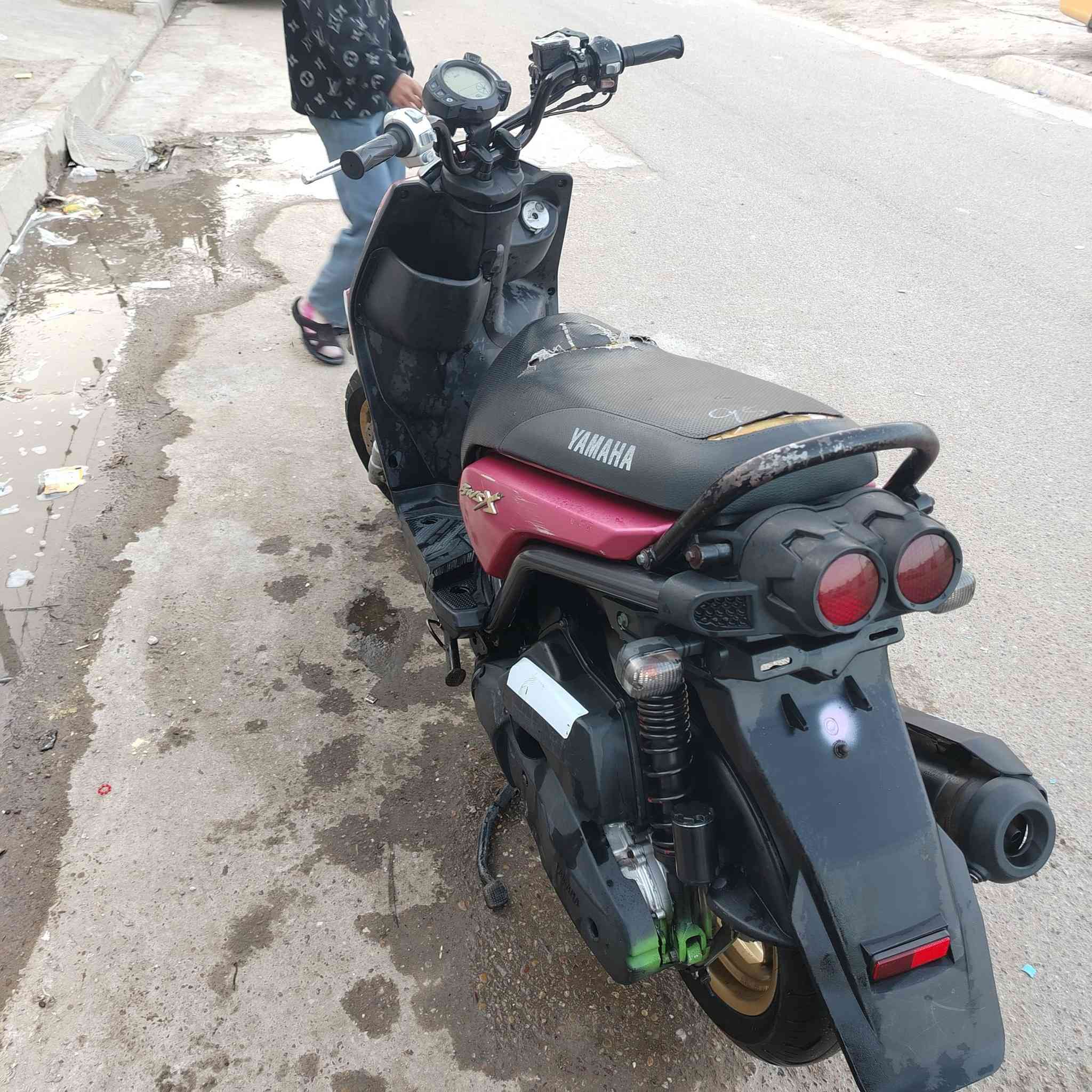 سكنس جبلي 2014 مثل ما موضح بل صوره مبدل بس مجمع تجاري الدراجه مكفوله من محرك وكفرات بلادي الدراجه خير من لله ما ملعوب بيهة نگره بكل وقت الدراجه رايدهة مليون وميتين وبيهة مجال بسيط


**إذا كنت صاحب هذا الإعلان وتريد حذفه لأي سبب، رجاءا أرسل رسالة إلى الدعم الفني**