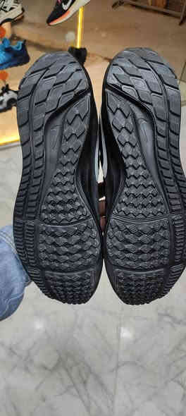 نايك زوم سوبر ماستر 💯✅قياس(44)فول نضافة💯👌 صنع

توصيل متوفر لكل المحافظات 🚕 🛵 ب5 الف فقط 

 ڤيتنامي ✅ للاستفسار خاص او واتساب ***********
