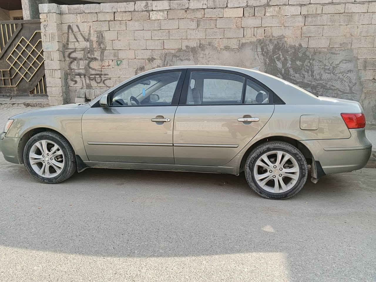 السلام عليكم سوناته 2009 امريكي مكفوله صبغ احزام رقمه اربيل السعره عل هذا الرقم ***********
