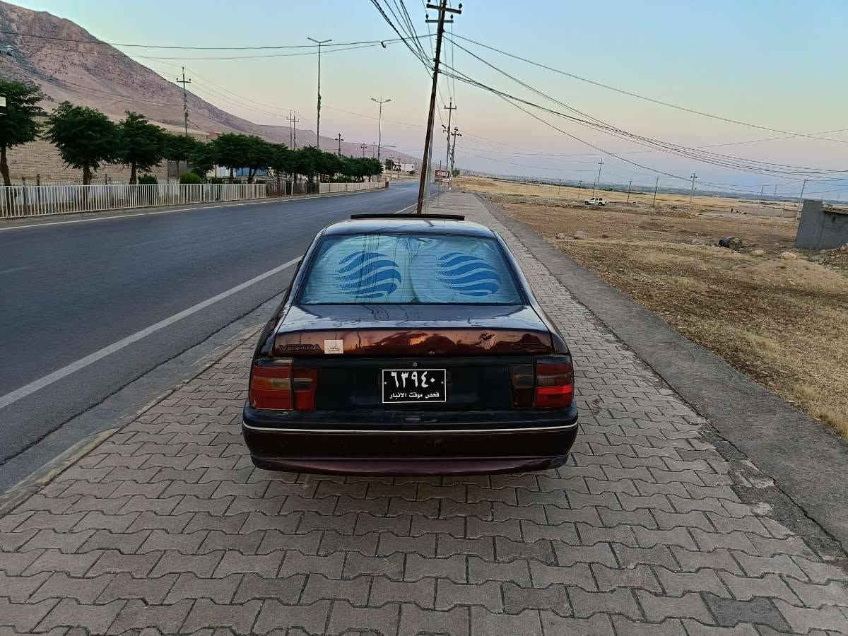 💙بسم الله الرحمن الرحيم 💙 
(13$)گه لاو معامله(***********)
ئؤپل فيكترا 1992 
مه كينه ١٦ قايش پان واتا پاوه ر
گير عادي 
بوياخي كوره كراوه و بوياخي زور جوانه
به شه رتي فيته ر ده نگ ودوكه ل وبوخار
سندوق
سلايد  ئيشده كات مزبوت بو پيش و پاش
داشبول ئيرباگ  95
سوكان ئيرباگ 95
چوار تايه و ويلي خاوين 
خايسي سه ره ده بلي جوان چاك كراوه
پيش و پشتي توند و توله و چركه ي تيدانيه
به ره ده رگا و سه قفي خاوينه ته قي و دراو نيه
به رگه كوشني تازه و نوي بوم به ستوه
ته نزيك و مكه به ره ني نوي بوم به ستوه
لايتي كامل زينو  
به نزين زوور كه م ده خوات 
گير و مه كينه 
توند و تؤلي
كاره باي 
لايت پيش و پشت
ته نزيك
فلچه 
هه موي به شه رت 
سعر (13$) معامه له
شوين ده ورو به ري رانيه 
***********
